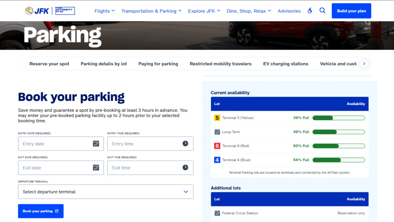 What are the different parking options at JFK airport