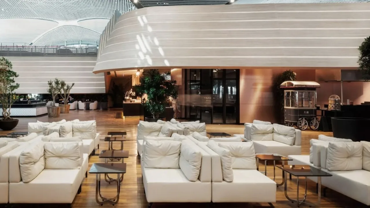 Turkish Airlines Lounge Business (International)