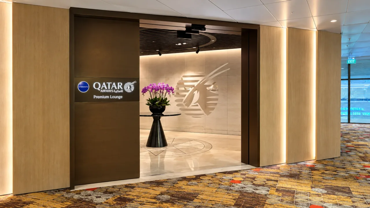 Qatar Airways Premium Lounge - Terminal 1, level 3 (near gate C)