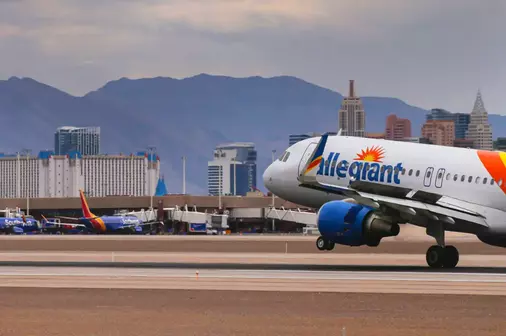 FLY BOSTON TO DESTIN WITH ALLEGIANT AIRLINES